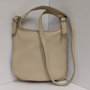 Vintage 90s Coach Saddle bag 9131